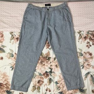 Abercrombie & Fitch casual pants, light blue / eggshell pinstriping (34x32)